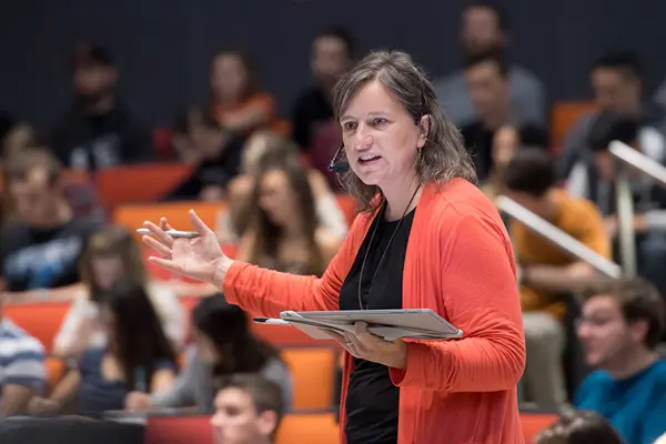 Lori Kayes teaches a College of Science course